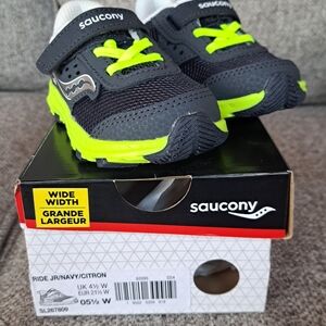 Saucony Kids Sneakers in Black and Neon Yellow